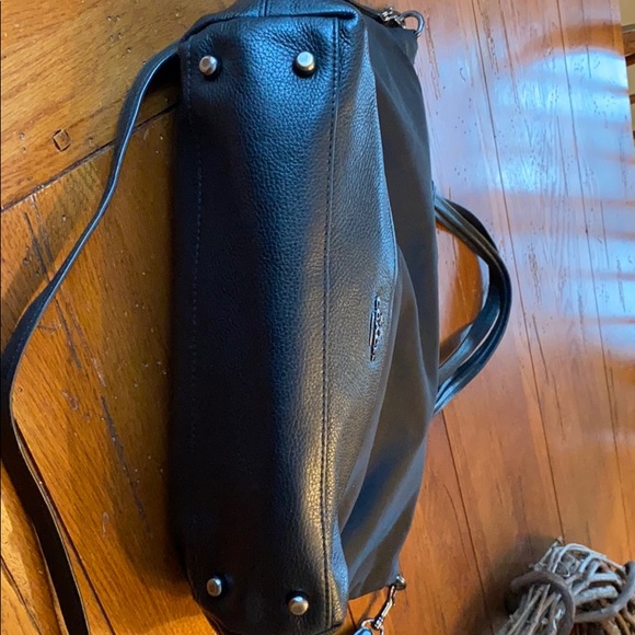 LIKE NEW!! COACH SATCHEL CROSS BODY NYLON/LEATHER - Picture 7 of 8